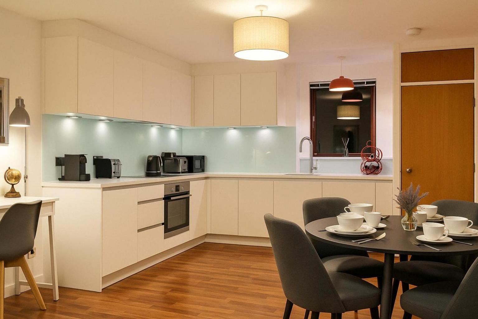 Charming 2 Bedroom Flat In The Heart Of London, 2 Mins To Trafalgar Square! * Londen